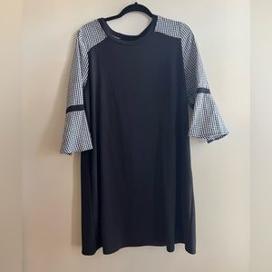 AGB mini dress, Sz XL, flutter sleeves, perfect for casual night out.